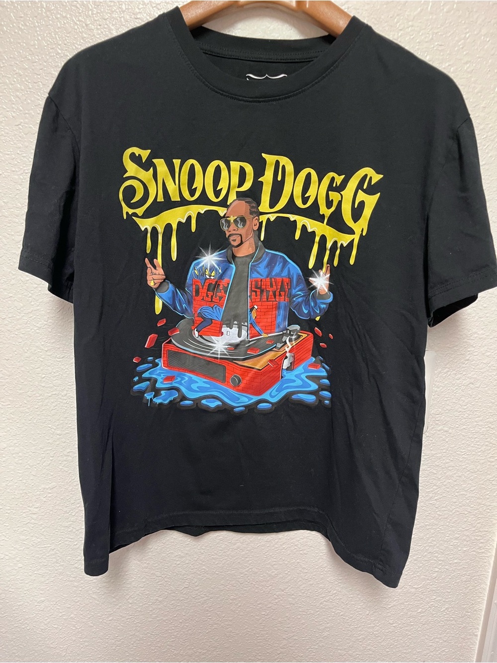 Snoop Dogg Graphic Tee - Black with Yellow & Blue Art